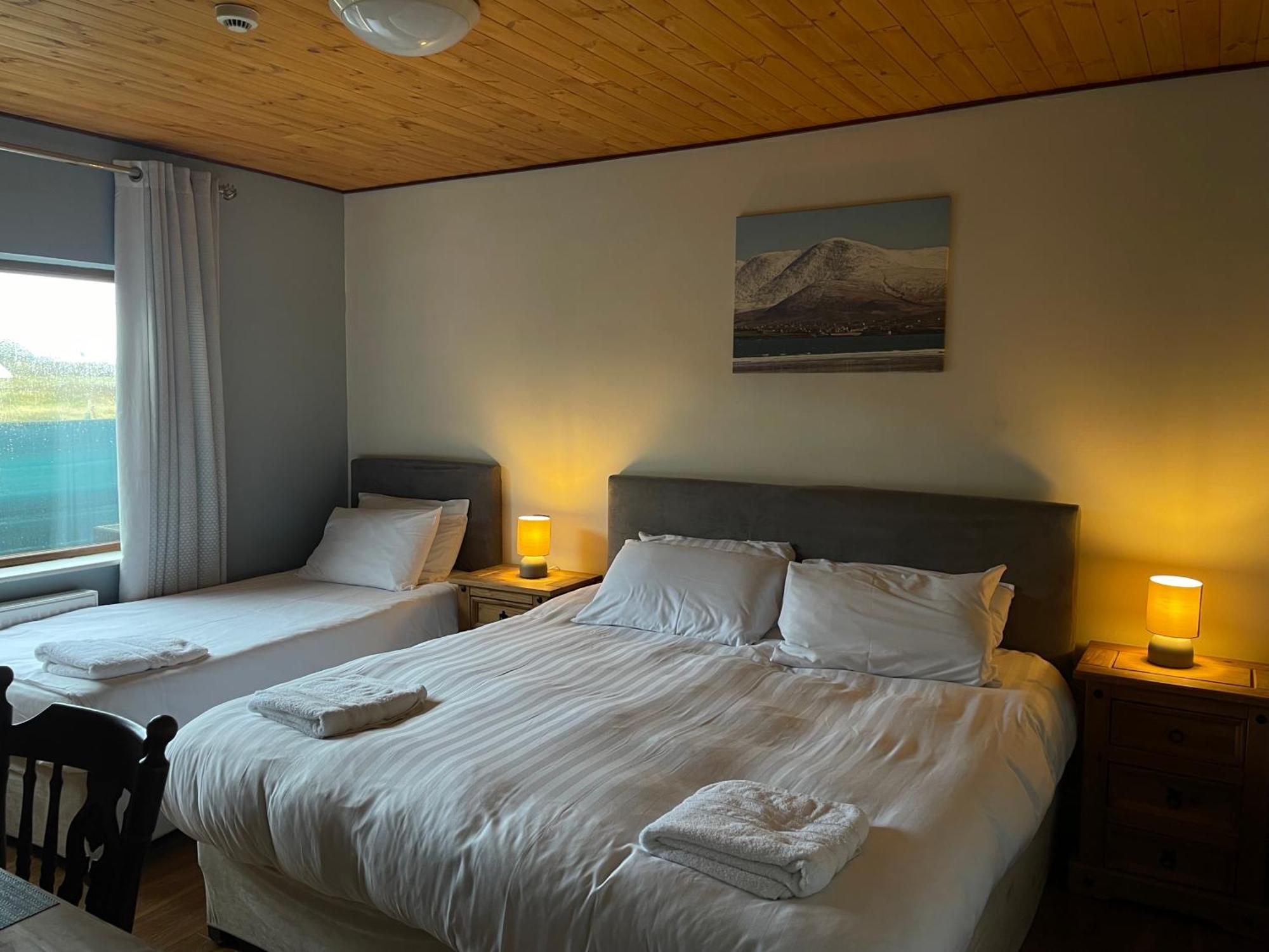 Bed and Breakfast The Coastguard House @ Tigh T.P. à Ballydavid Extérieur photo